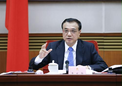 李克强:再取消养老机构设立许可等17项行政许可事项 李克强:再取消养老机构设立许可等17项行政许可事项