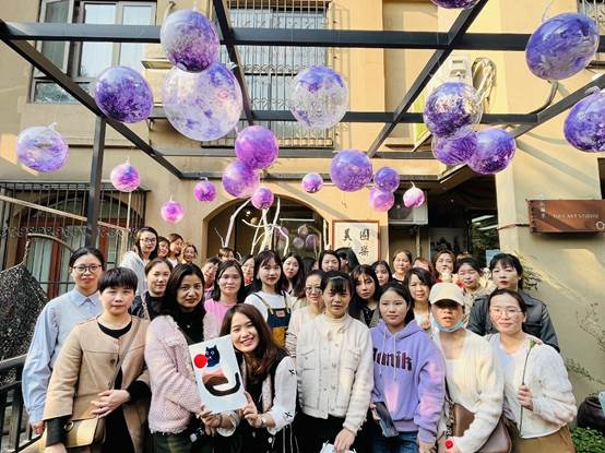 巧手创造 绽放芳华—ky体育(中国)官方网站养老组织女员工开展妇女节庆祝活动 巧手创造 绽放芳华—ky体育(中国)官方网站养老组织女员工开展妇女节庆祝活动