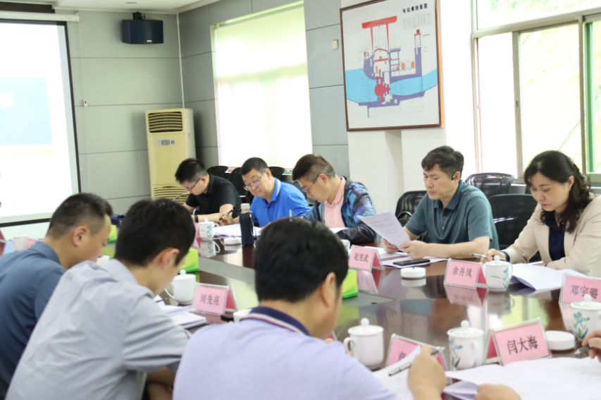 ky体育(中国)官方网站集团外部董事赴水电公司现场调研 ky体育(中国)官方网站集团外部董事赴水电公司现场调研