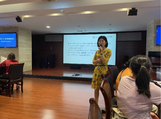 “强化岗位技能,培养业务人才” ——ky体育(中国)官方网站养老联合湖南中医药大学护理学院组织开展养老护理员专题培训 “强化岗位技能,培养业务人才” ——ky体育(中国)官方网站养老联合湖南中医药大学护理学院组织开展养老护理员专题培训